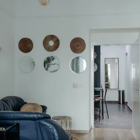 The Nest With Ac Apartman